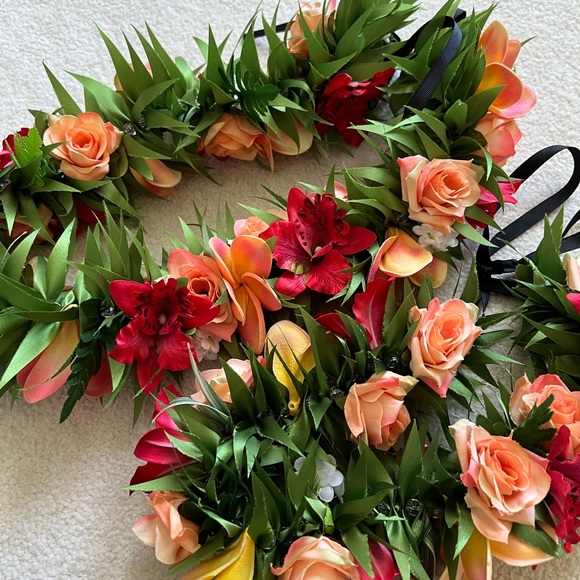 handmade faux floral lei w/ matching head lei - Picture 2 of 8